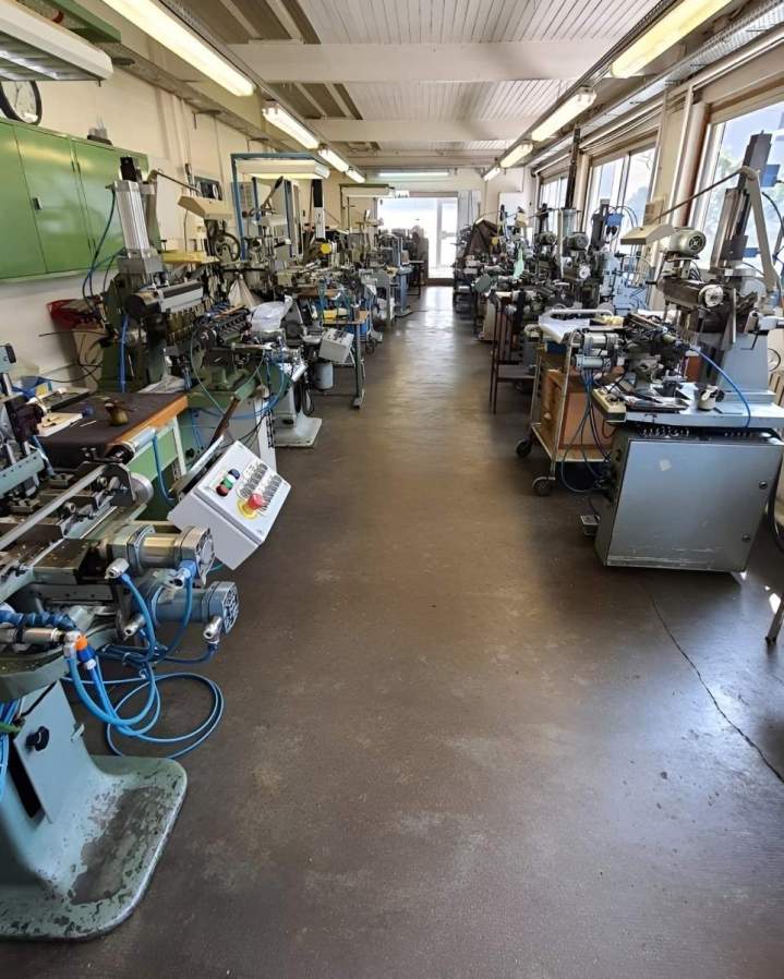 Machines guillochage Domont