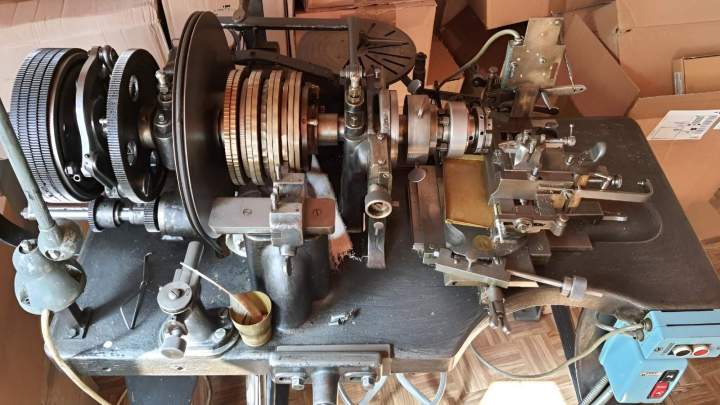 Machine-outil traditionnelle modernisée Domont