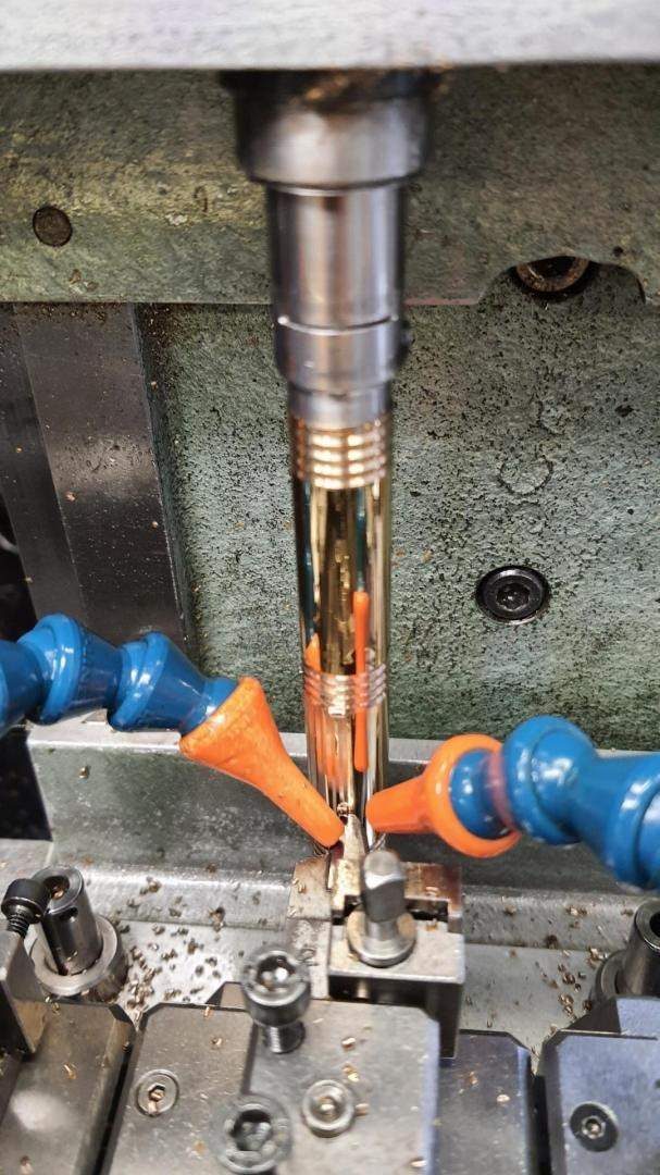 Process guillochage Domont