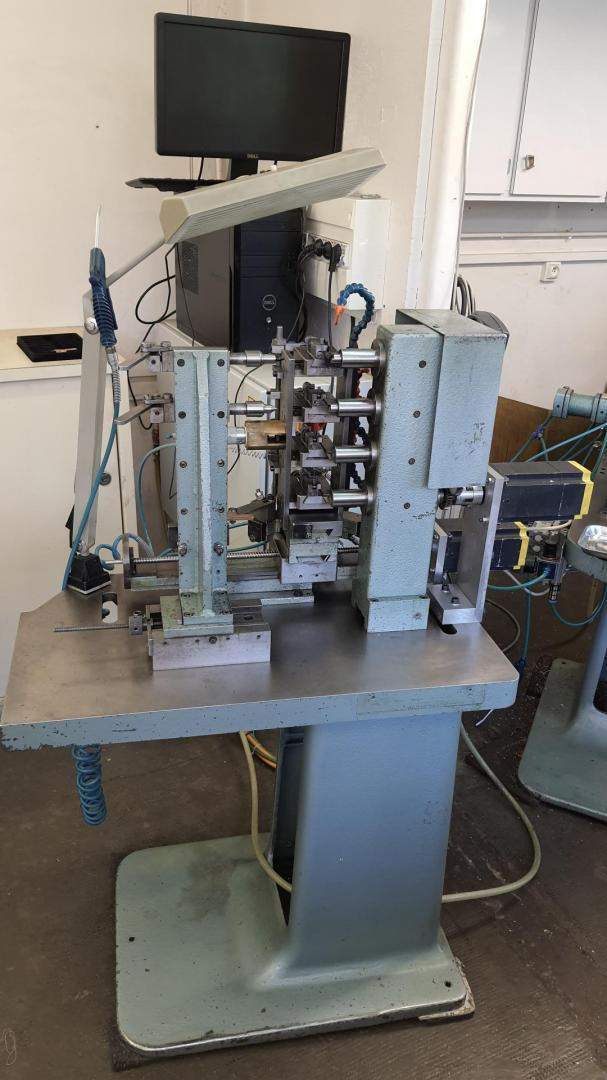 Machine pour guillochage automatisé Domont