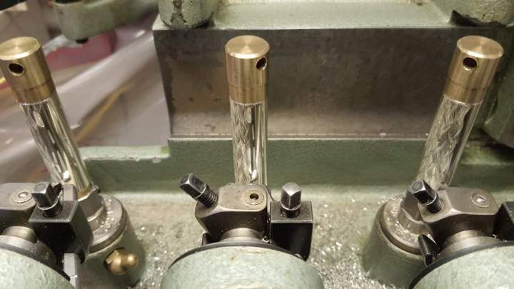 Machine guillochage Domont
