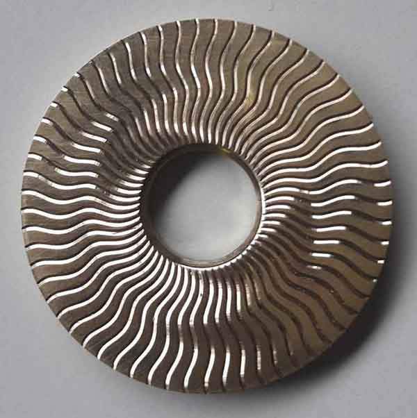 Guillochage style soleil Domont